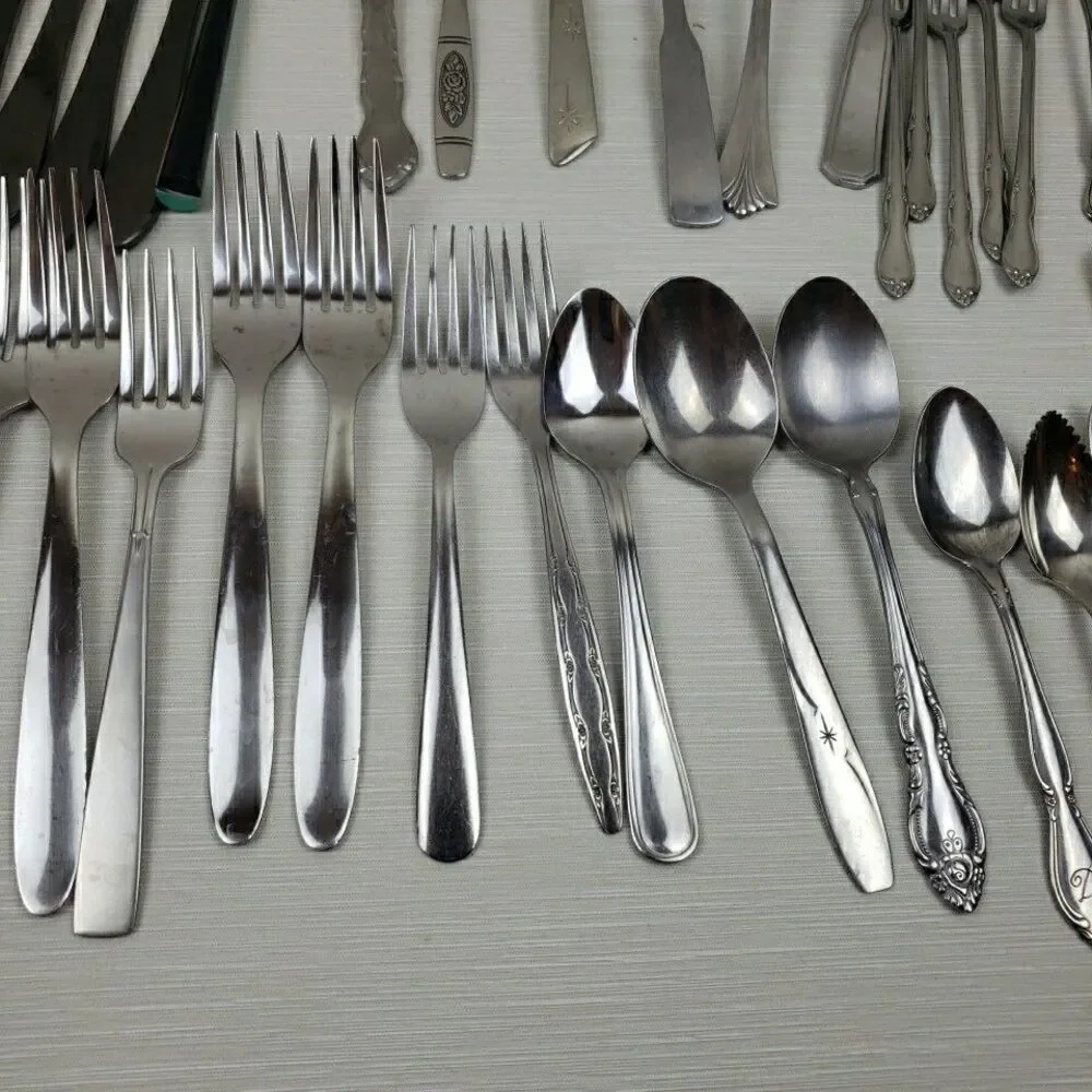 Mix Lot of Flatware Silverware Serving Utensil Stainless Spoons Forks Knives